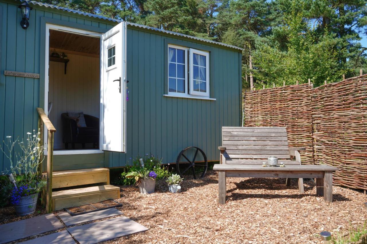 The Laburnum Retreat Shepherd Hut Private Hot Tub Upper Hulme Екстериор снимка